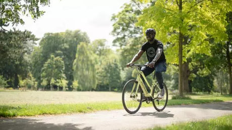 Faire du vélo électrique est-ce bon pour la santé et est-ce que ça aide vraiment à maigrir ?