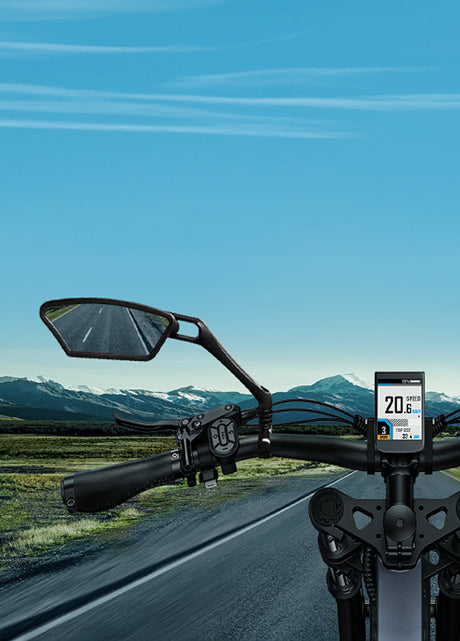 With the ENGWE rearview mirror, you can see the road conditions behind you clearly.